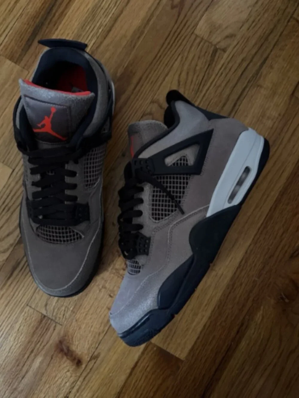 Jordan 4 Retro Mid Taupe Haze